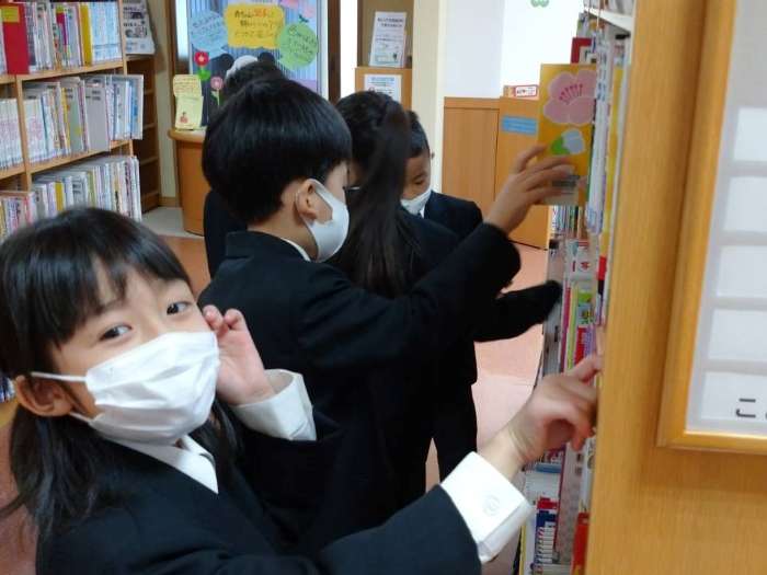 読書の秋!~図書館の秘密~
