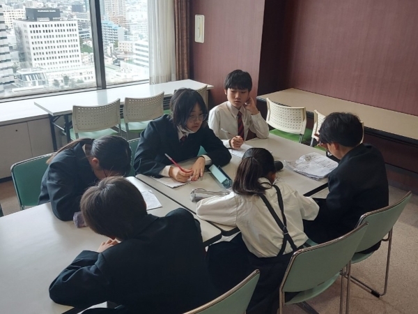 修学旅行でも学ぶ自立・創造性・指導力