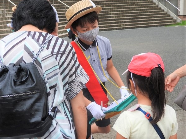 わたしたちがご案内します
