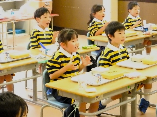不思議がいっぱい!~校長先生マジックショー~