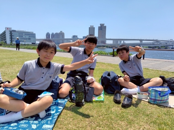 6  2025.6.5  LINE_ALBUM_6年生観劇会2025_250605_7.jpg