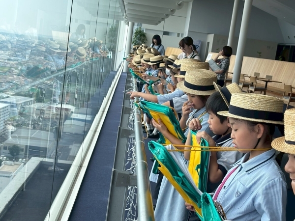 2  2025.7.3  LINE_ALBUM_2年生県庁_250703_6.jpg