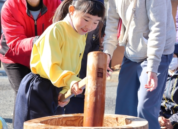 毎年恒例！　お餅つき