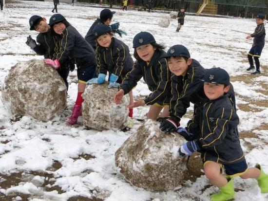雪の日 ・ 委員会見学(4年生)