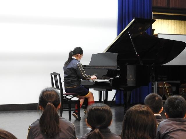 5年生 ミニピアノ発表会